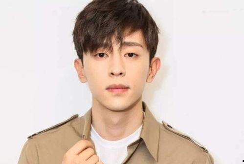 娱乐圈爆料任嘉伦和邓伦,甜蜜互动引粉丝热议